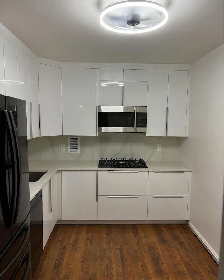 Renovated kitchen with quartz countertops in Ballwin